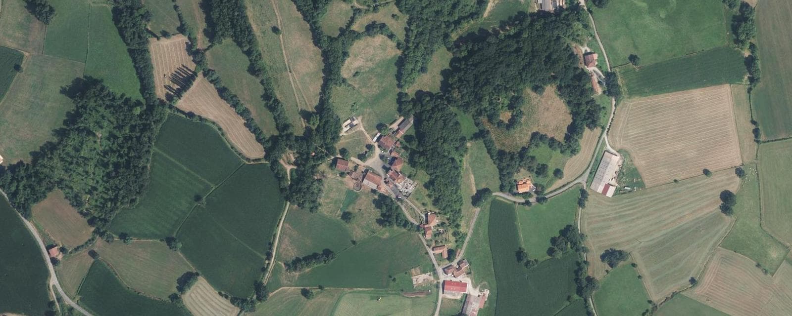 Vue aérienne de Ahaxe-Alciette-Bascassan (Pyrénées-Atlantiques)