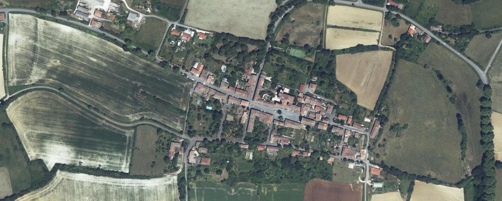 Vue aérienne de Alan (Haute-Garonne)