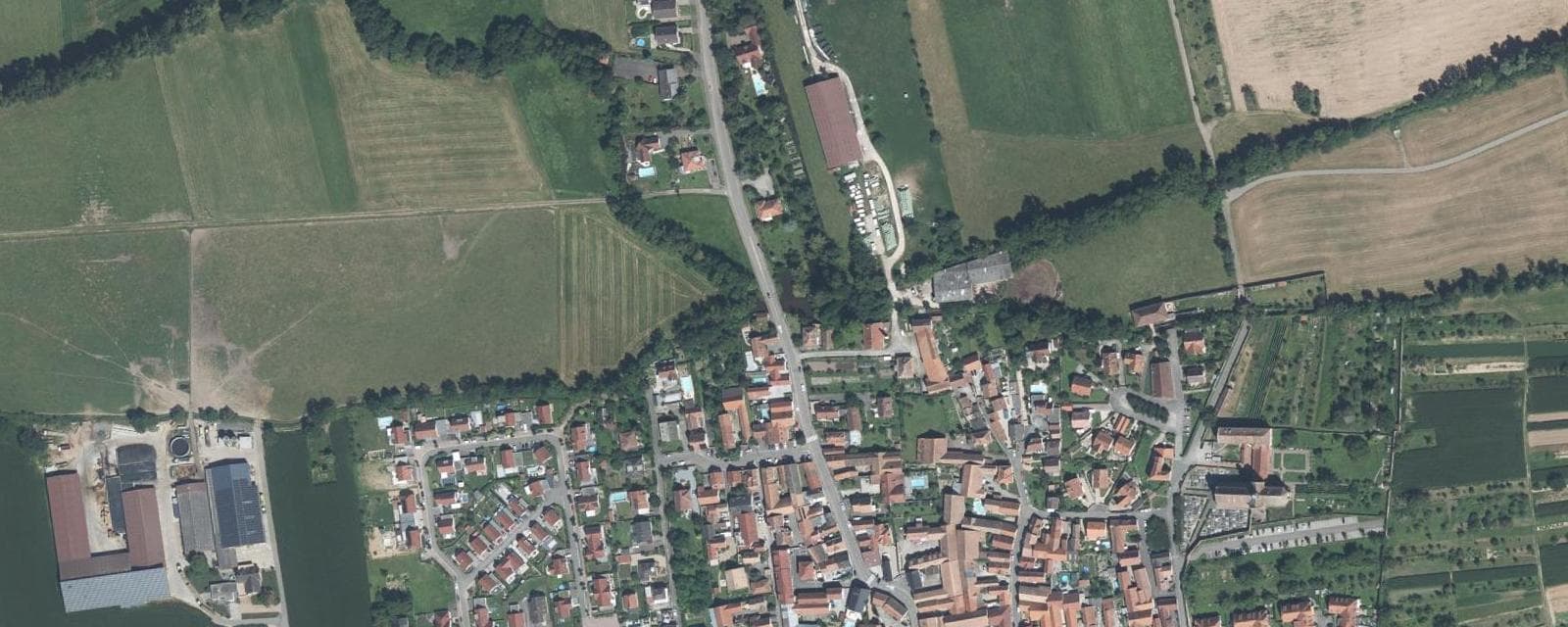 Vue aérienne de Altorf (Bas-Rhin)
