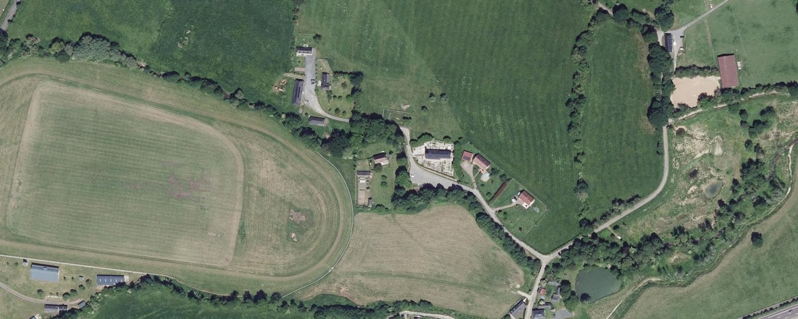 Vue aérienne de Angerville (Calvados)