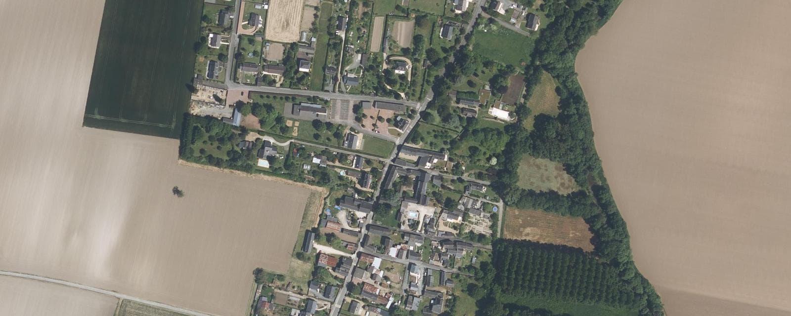 Vue aérienne de Artannes-sur-Thouet (Maine-et-Loire)