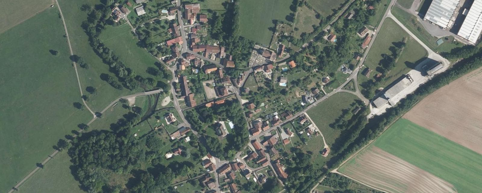 Vue aérienne de Autet (Haute-Saône)