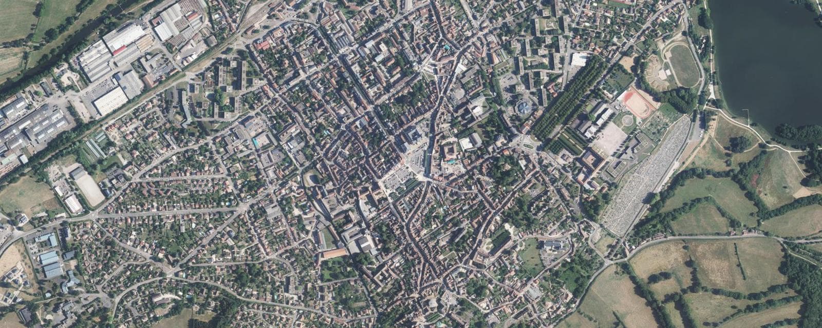 Vue aérienne de Autun (Saône-et-Loire)