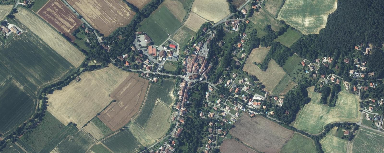 Vue aérienne de Beaumont-sur-Lèze (Haute-Garonne)