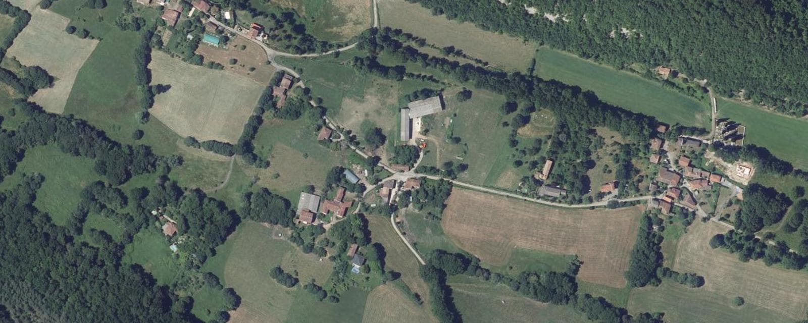 Vue aérienne de Bédeille (Ariège)