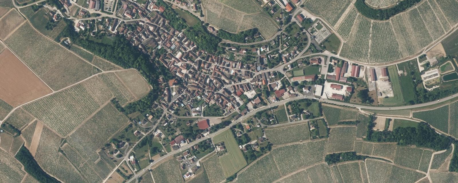 Vue aérienne de Beine (Yonne)
