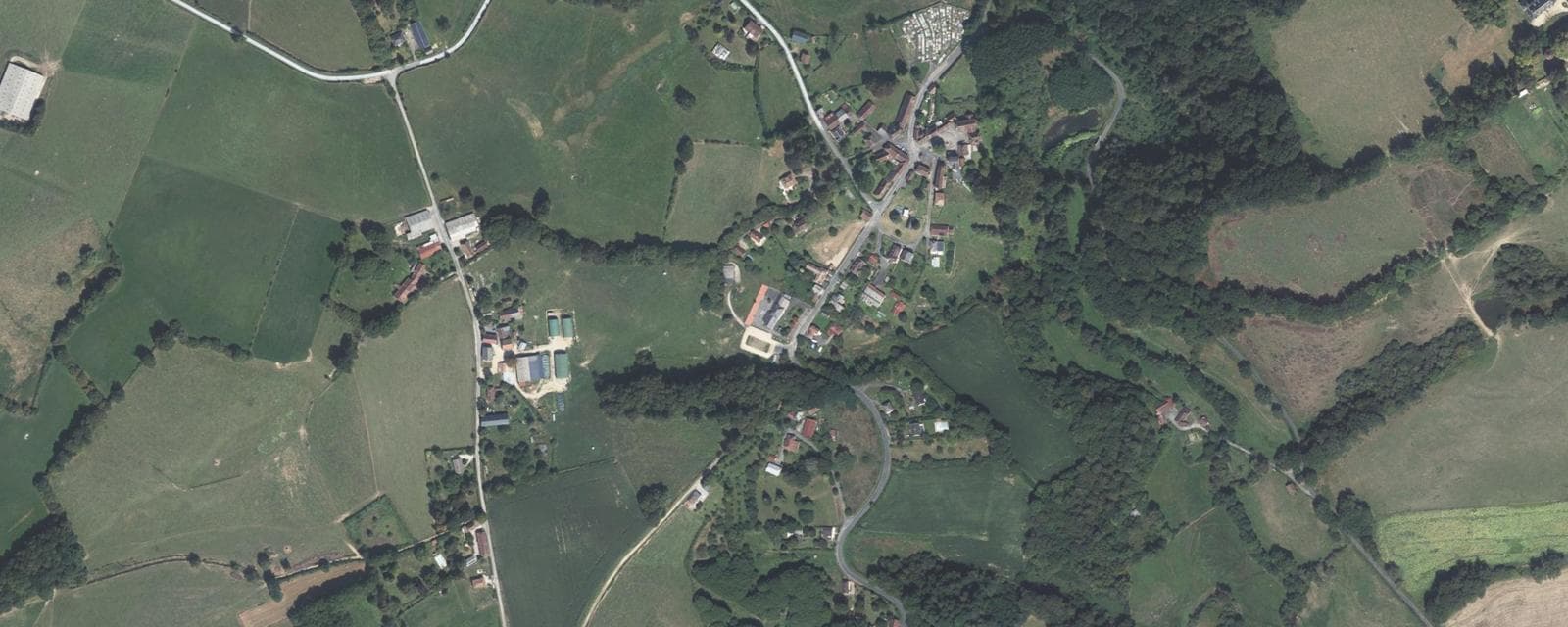 Vue aérienne de Benayes (Corrèze)