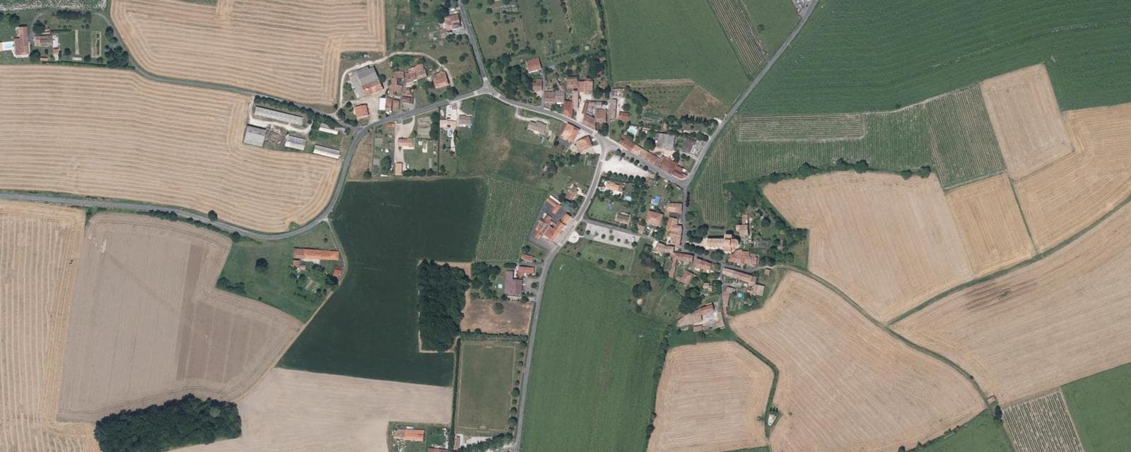 Vue aérienne de Berneuil (Charente)