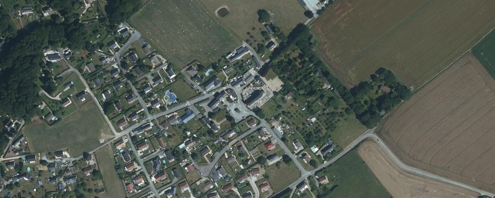 Vue aérienne de Beuzevillette (Seine-Maritime)