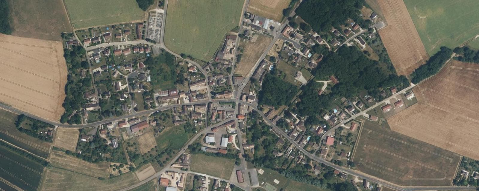 Vue aérienne de Brannay (Yonne)