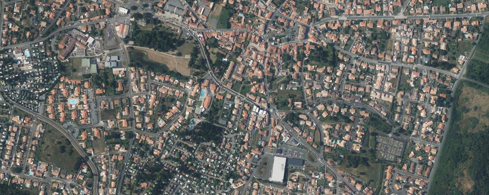 Vue aérienne de Brem-sur-Mer (Vendée)