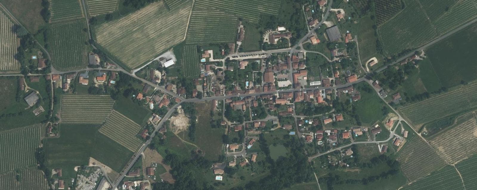 Vue aérienne de Bretagne-d'Armagnac (Gers)