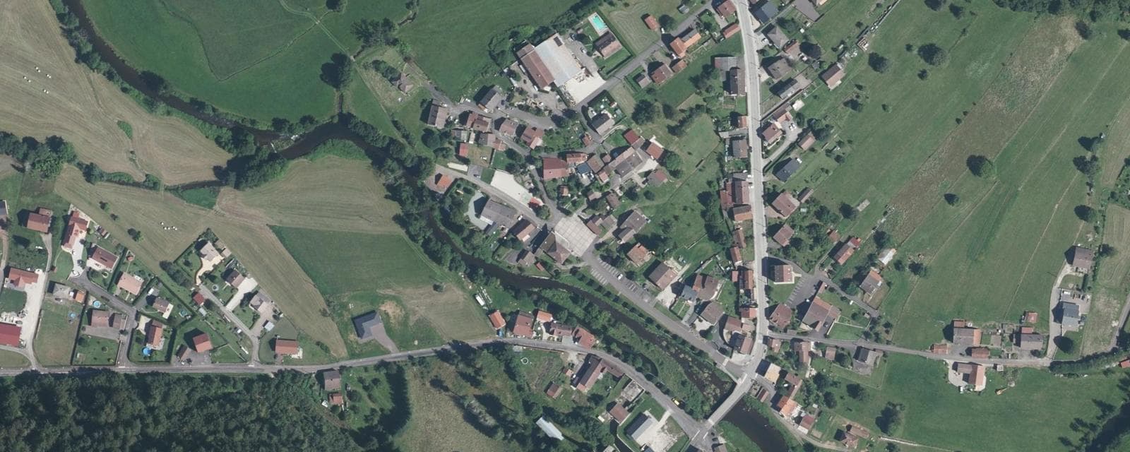 Vue aérienne de Breuchotte (Haute-Saône)