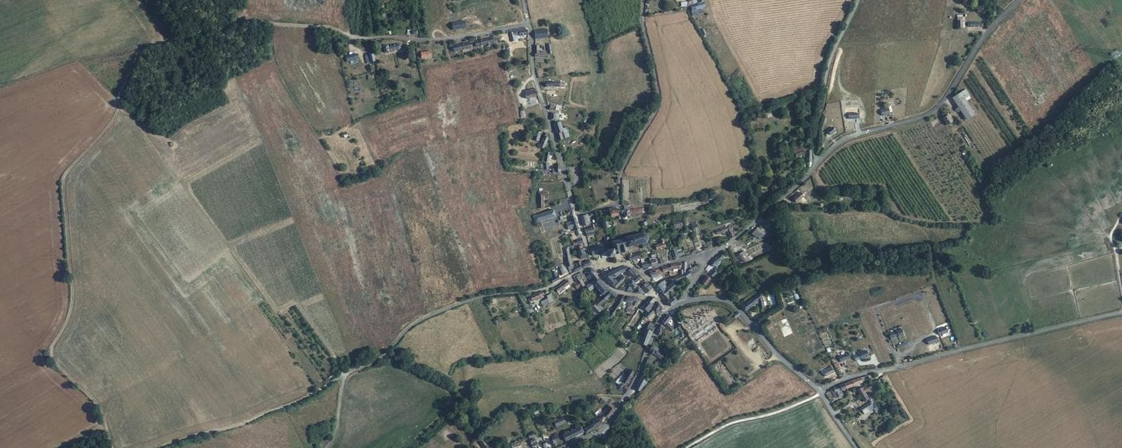 Vue aérienne de Bueil-en-Touraine (Indre-et-Loire)