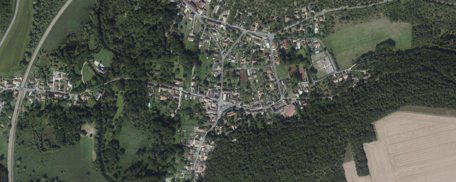 Vue aérienne de Buno-Bonnevaux (Essonne)