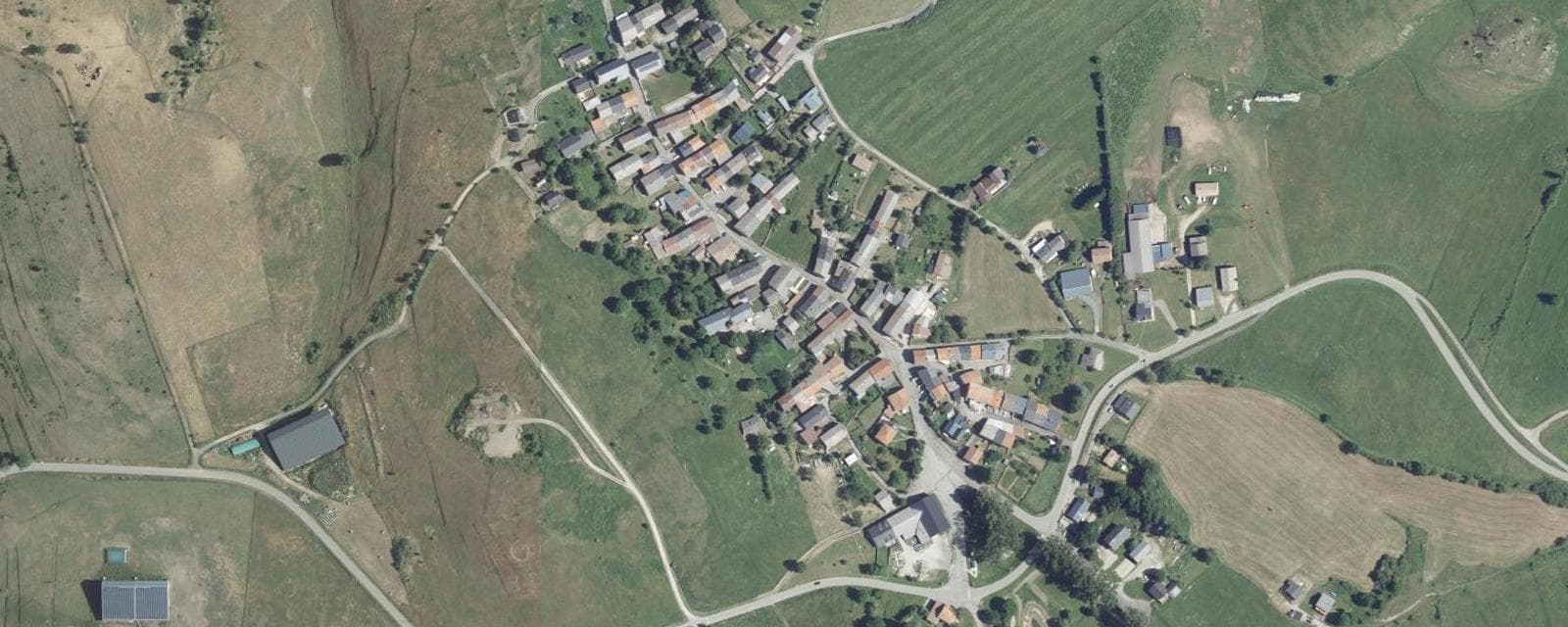 Vue aérienne de Camurac (Aude)
