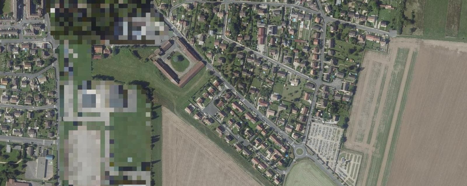 Vue aérienne de Cannes-Écluse (Seine-et-Marne)