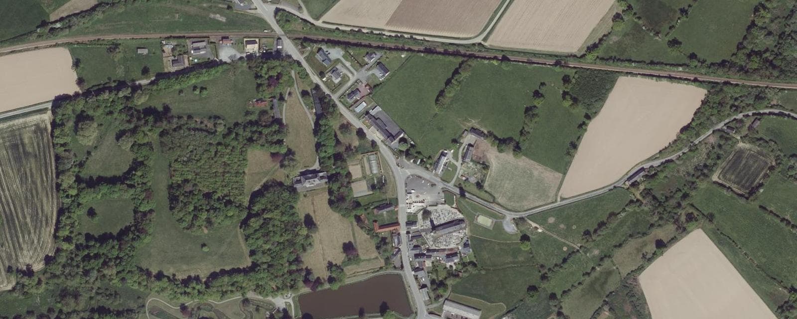 Vue aérienne de Carantilly (Manche)