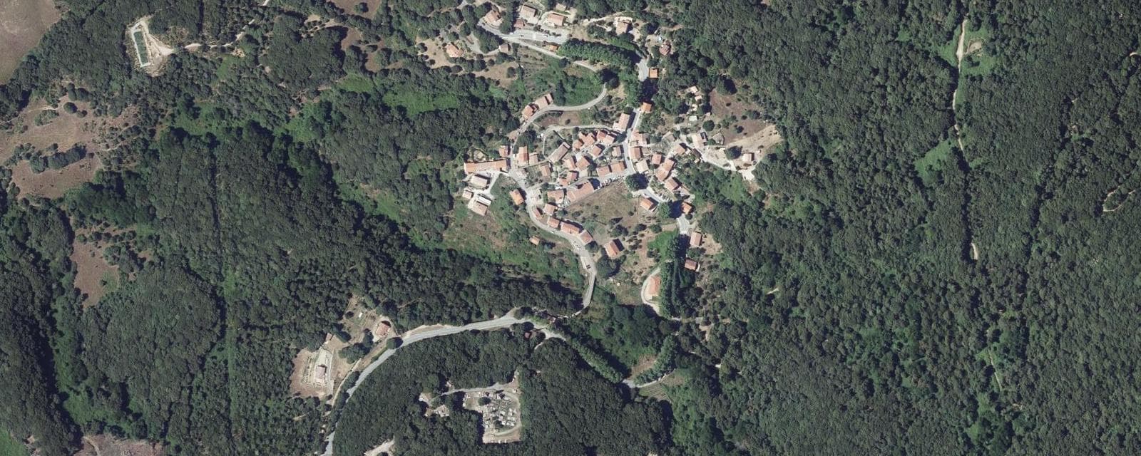 Vue aérienne de Casalabriva (Corse-du-Sud)