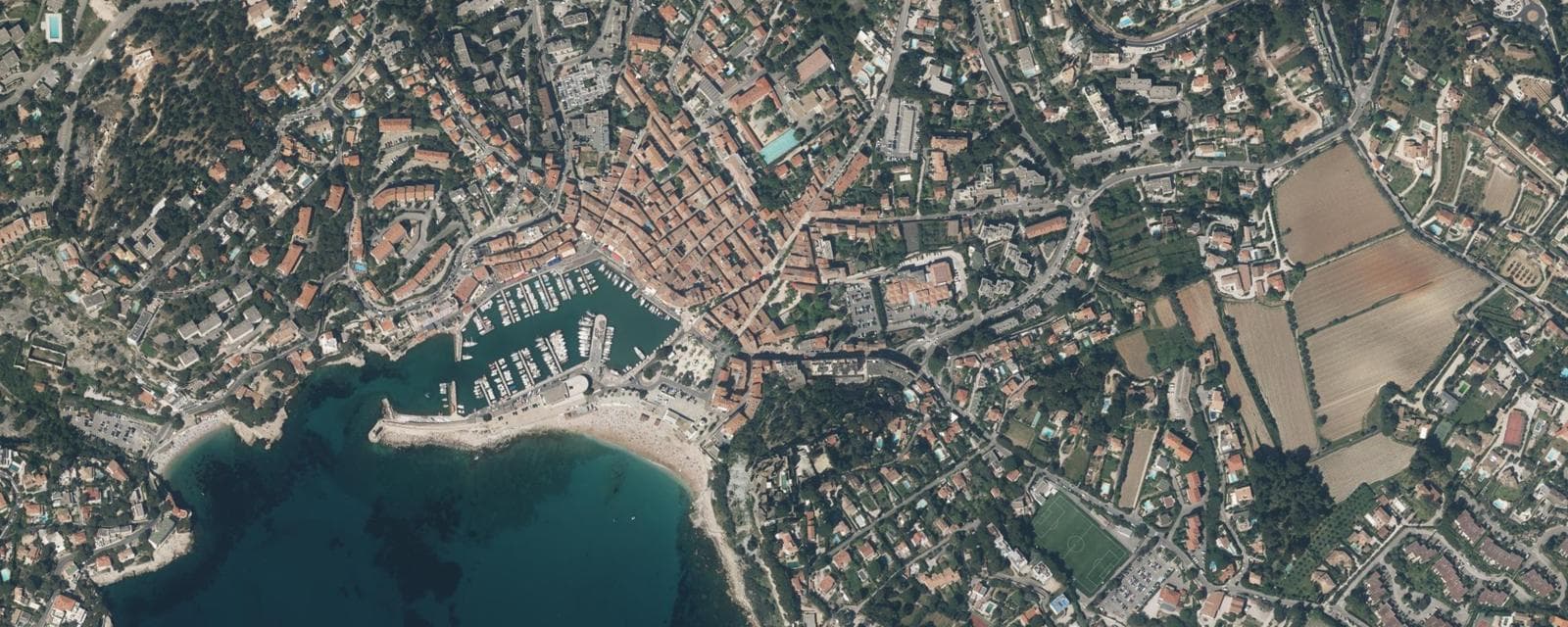 Vue aérienne de Cassis (Bouches-du-Rhône)