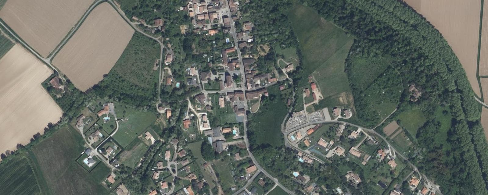 Vue aérienne de Caumont-sur-Garonne (Lot-et-Garonne)