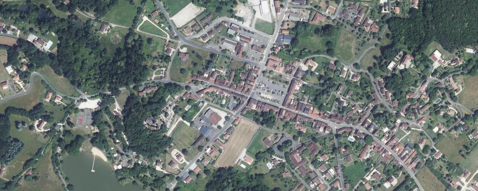 Vue aérienne de Cazals (Lot)