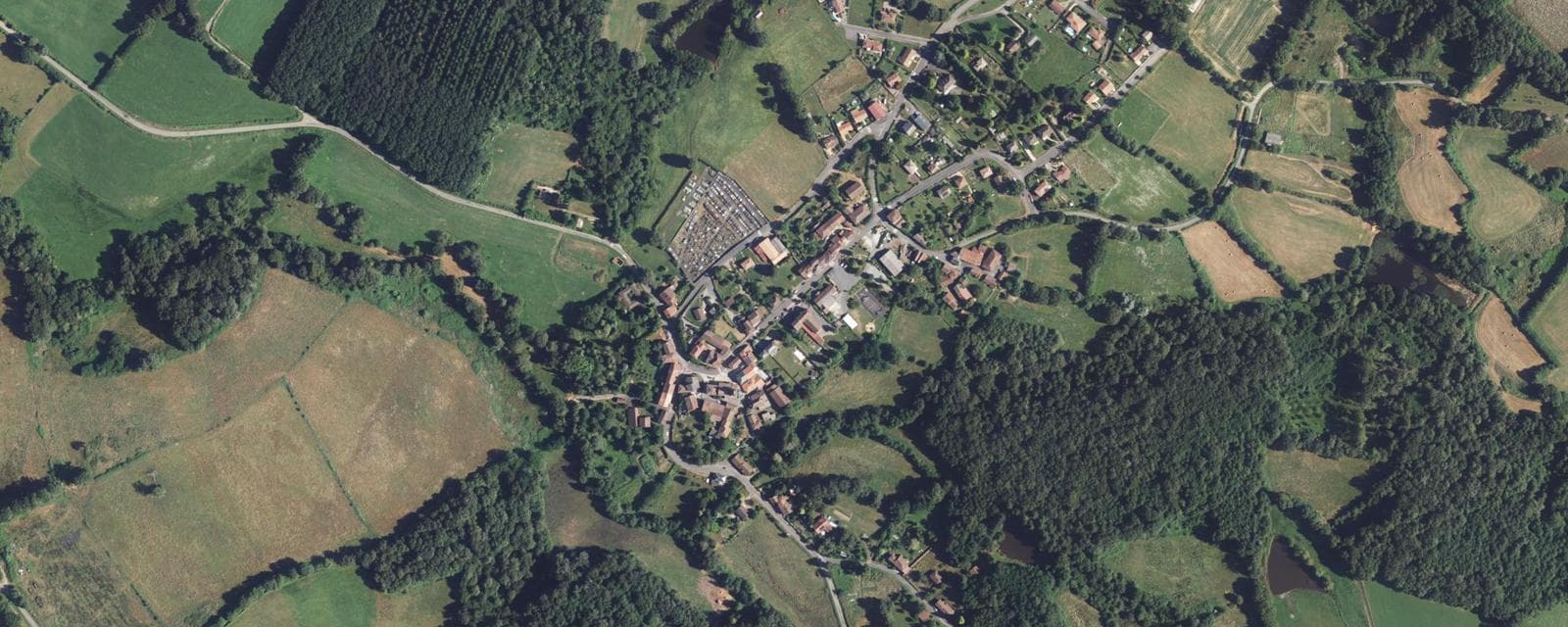 Vue aérienne de Champagnac-la-Rivière (Haute-Vienne)