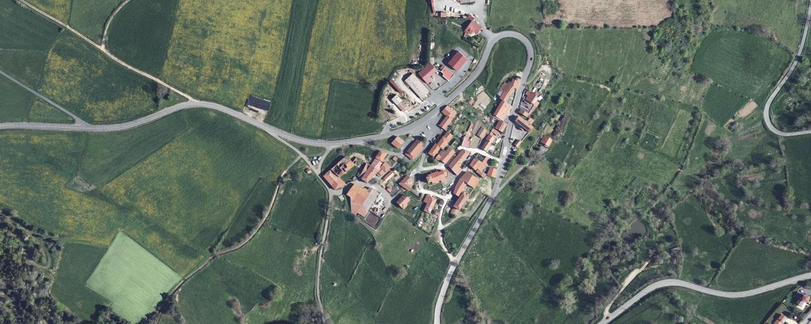 Vue aérienne de Châtelneuf (Loire)