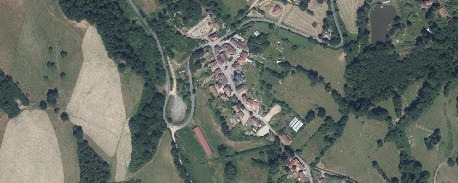 Vue aérienne de Châtelus (Allier)
