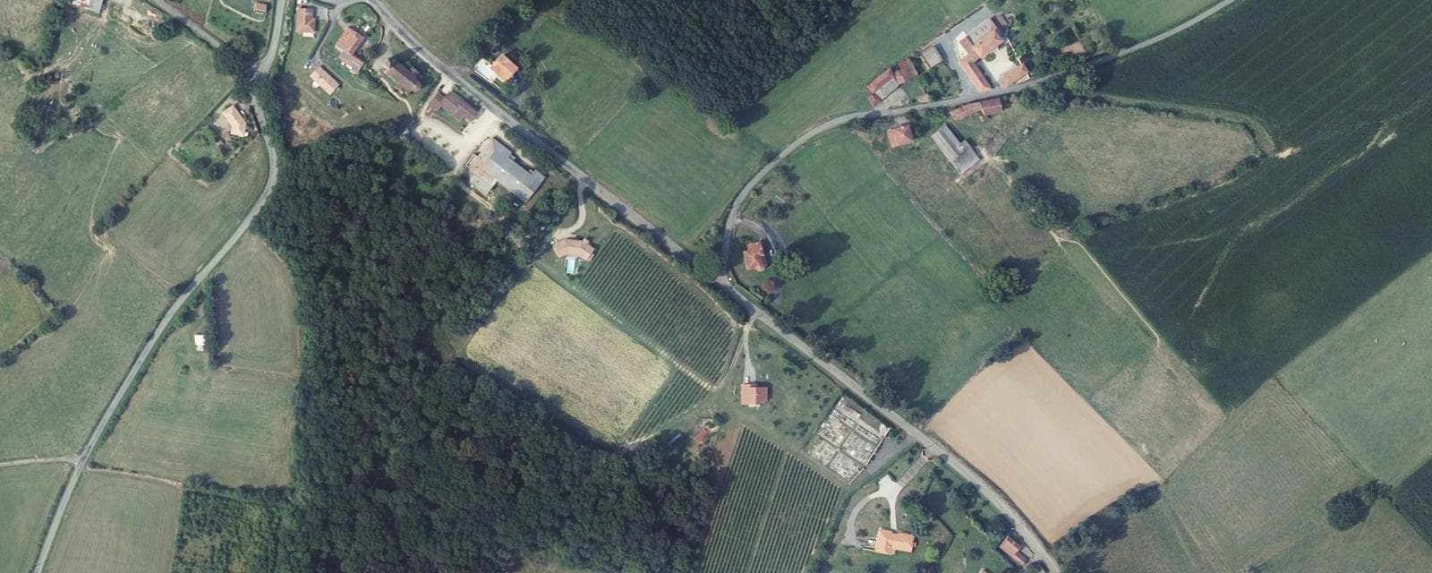 Vue aérienne de Clèdes (Landes)