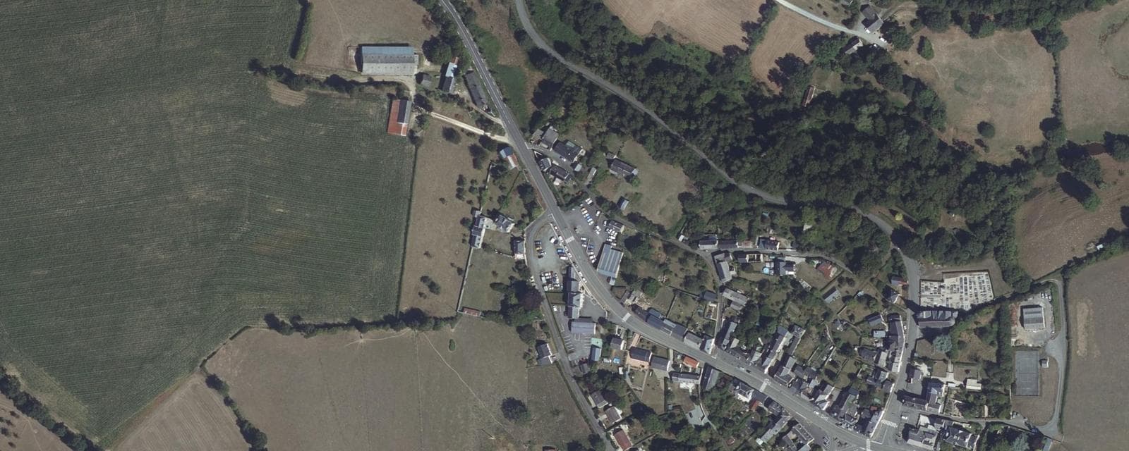 Vue aérienne de Couptrain (Mayenne)