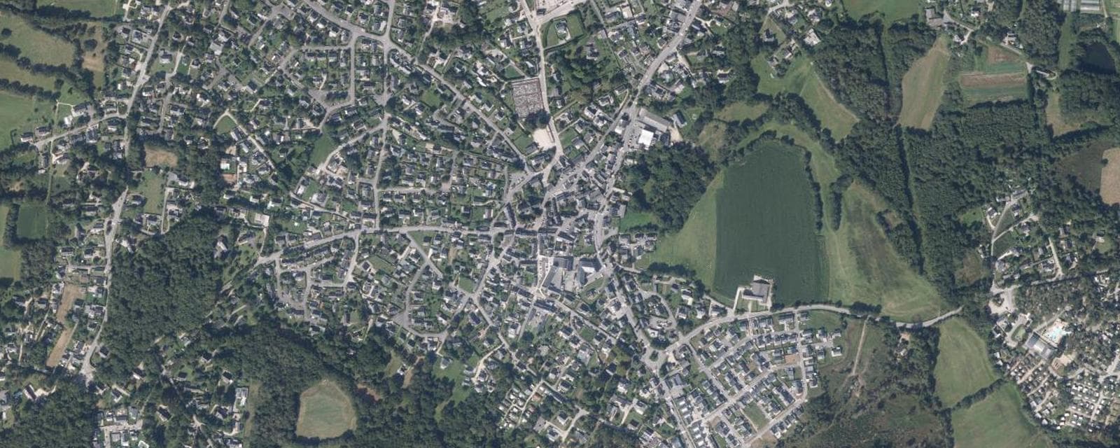 Vue aérienne de Crach (Morbihan)