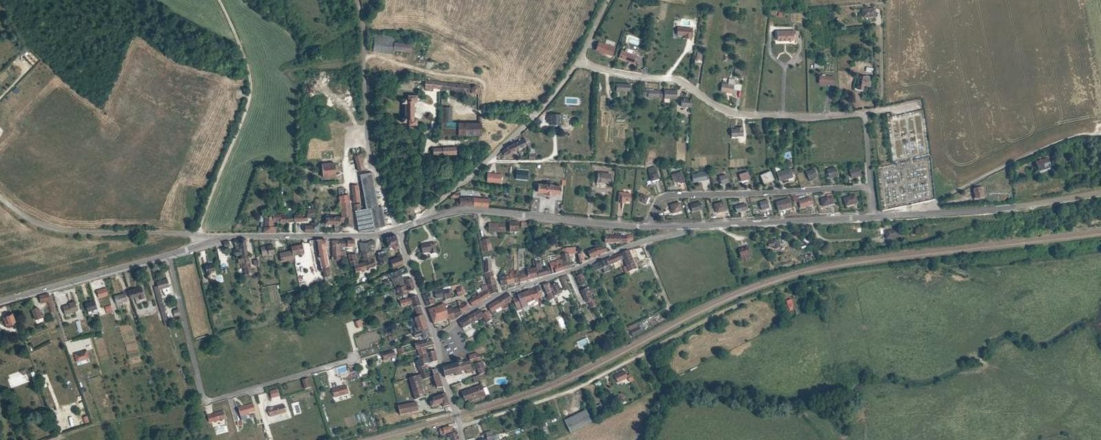 Vue aérienne de Crain (Yonne)