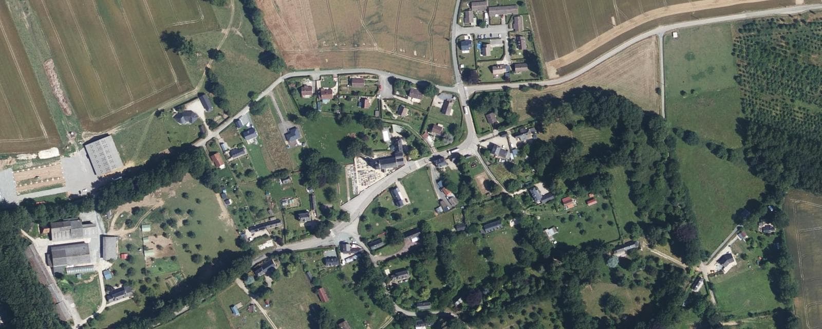 Vue aérienne de Crasville-la-Rocquefort (Seine-Maritime)