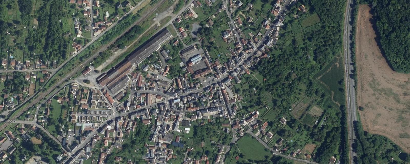 Vue aérienne de Crouy (Aisne)