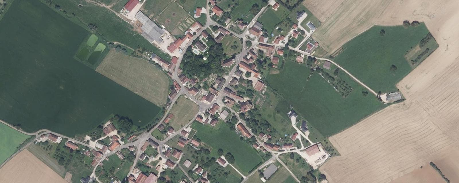 Vue aérienne de Cugney (Haute-Saône)