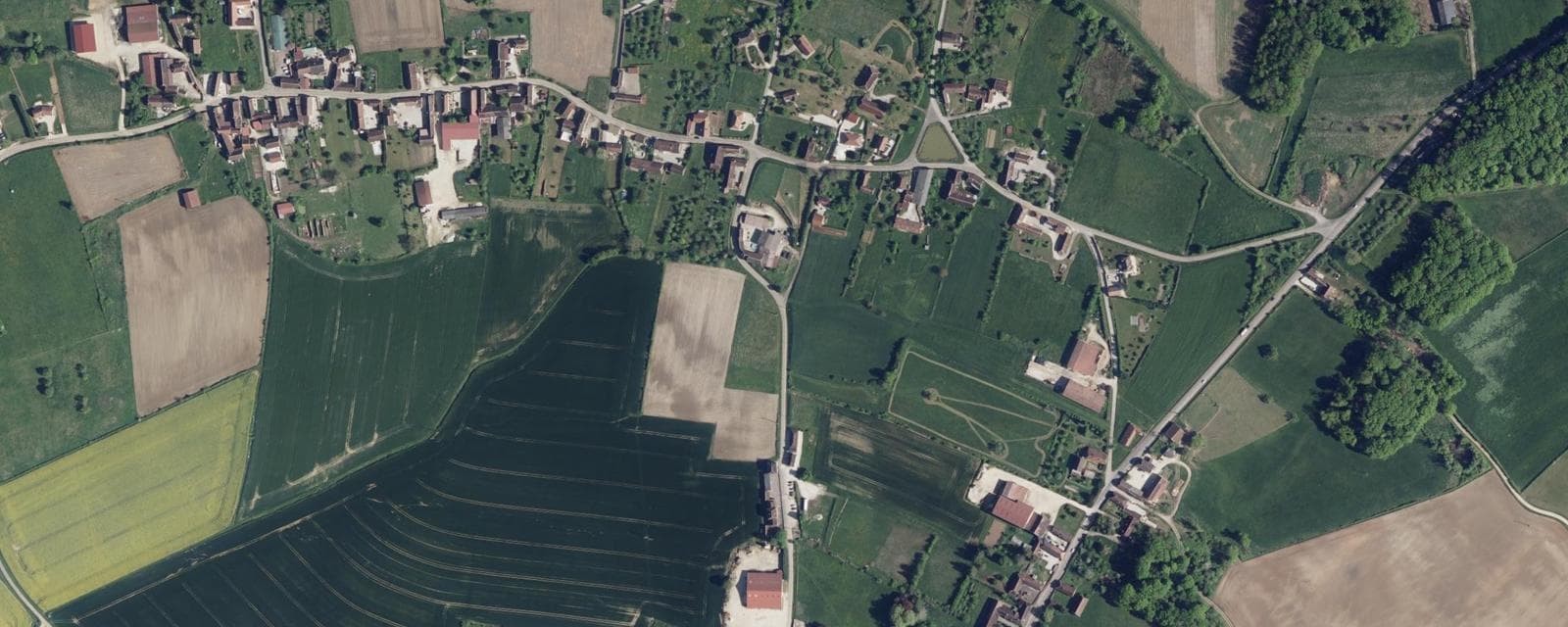 Vue aérienne de Cussangy (Aube)