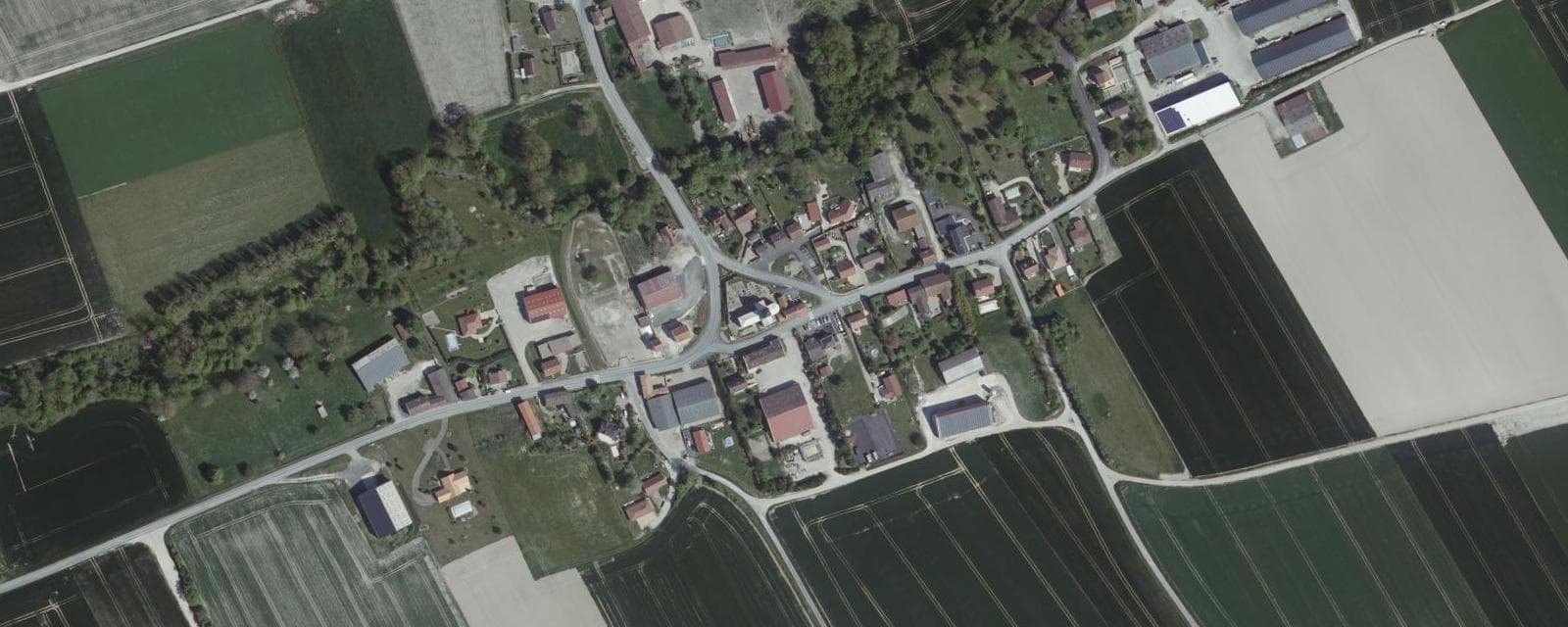 Vue aérienne de Dampierre-sur-Moivre (Marne)