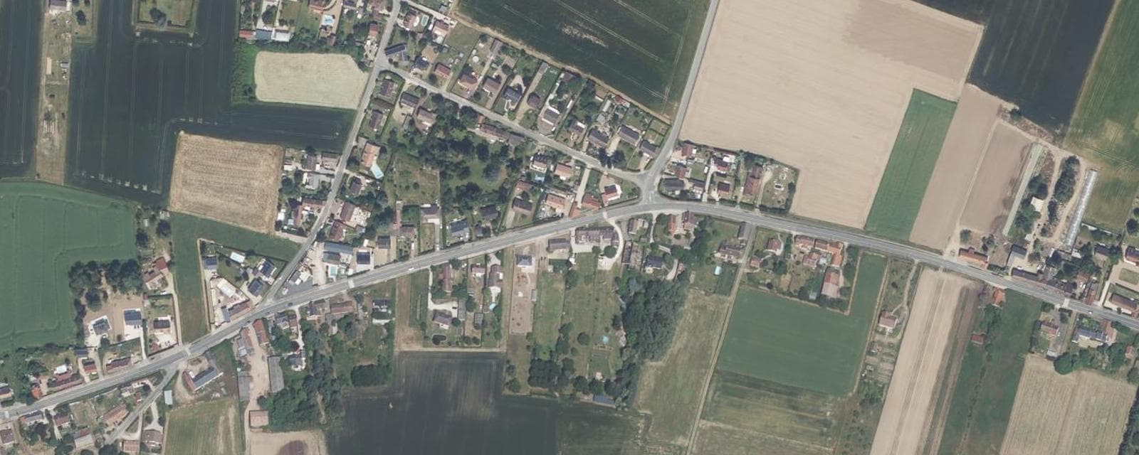 Vue aérienne de Darvoy (Loiret)