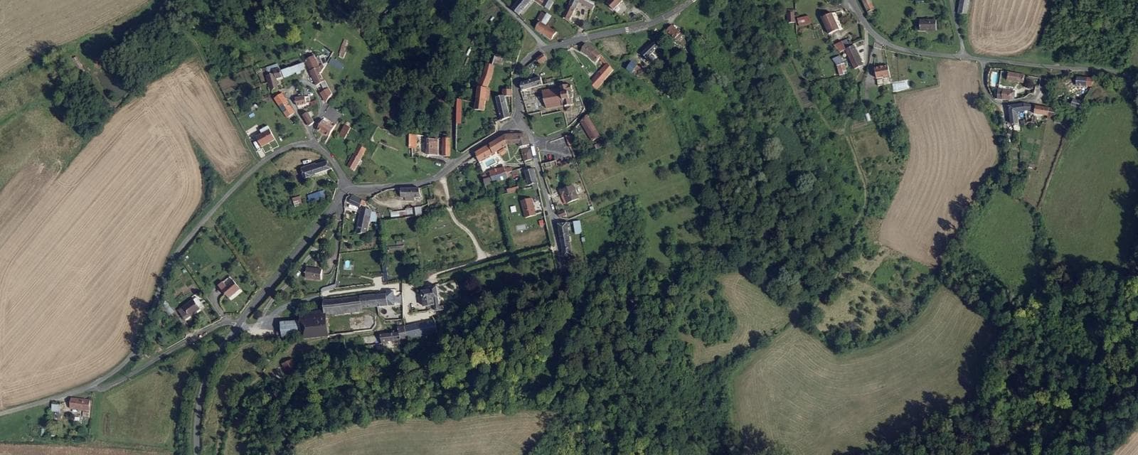 Vue aérienne de Dhuizel (Aisne)