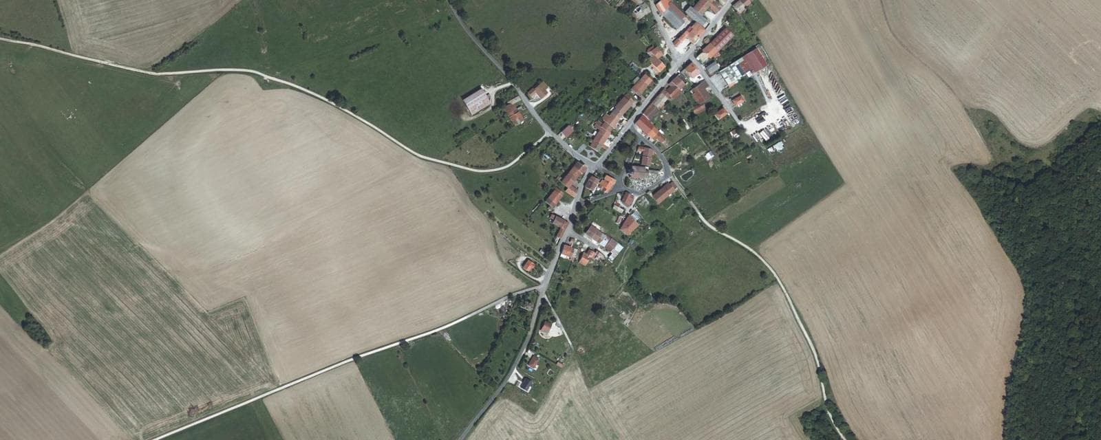 Vue aérienne de Domremy-Landéville (Haute-Marne)