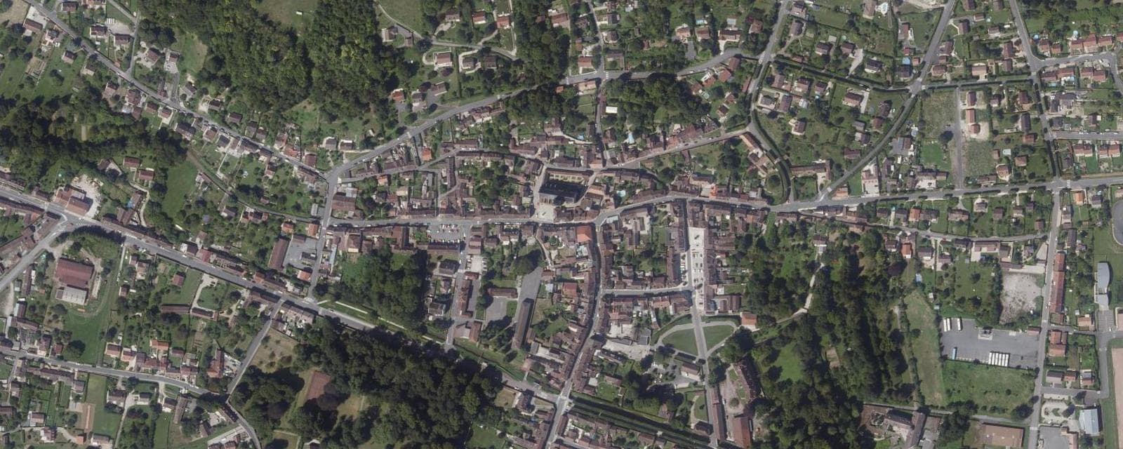 Vue aérienne de Donnemarie-Dontilly (Seine-et-Marne)