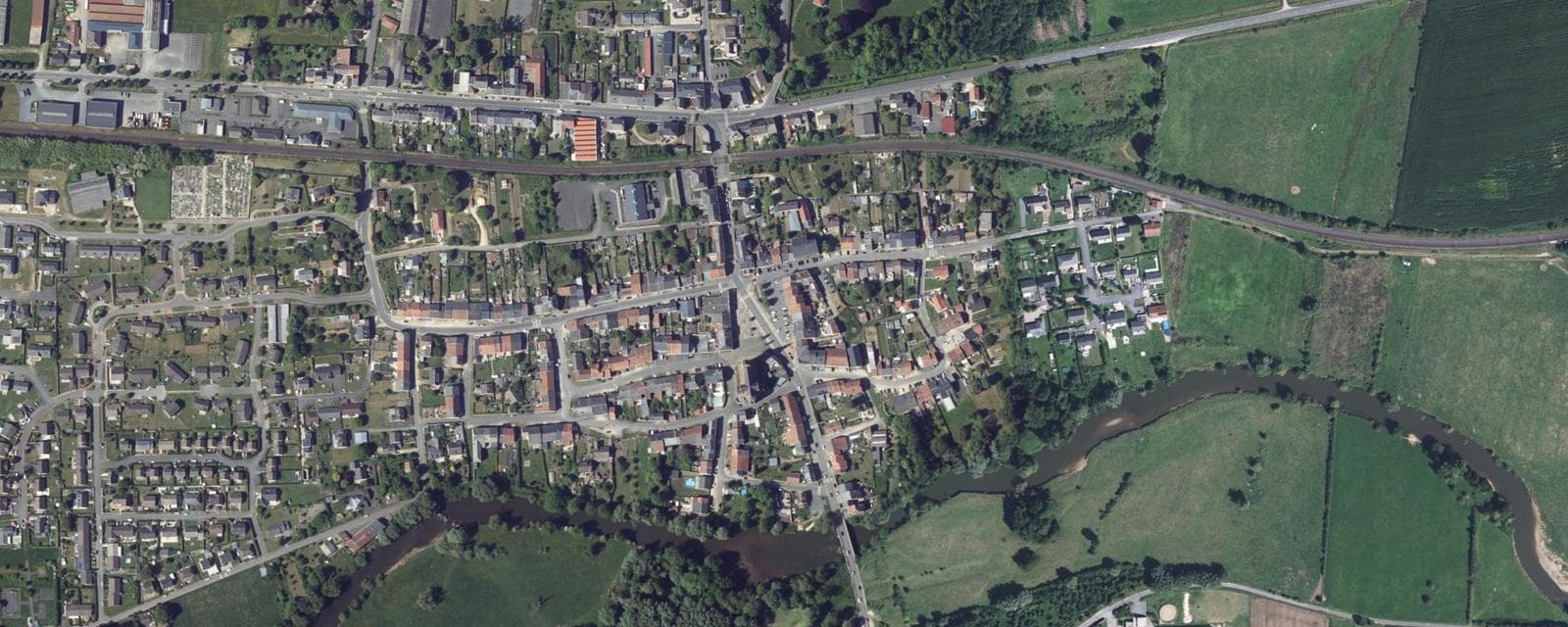 Vue aérienne de Douzy (Ardennes)