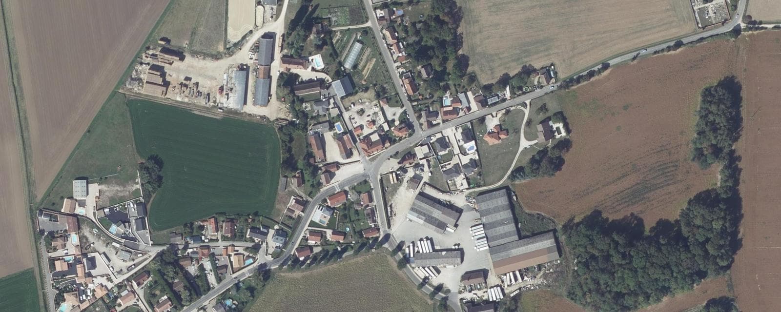 Vue aérienne de Échigey (Côte-d'Or)