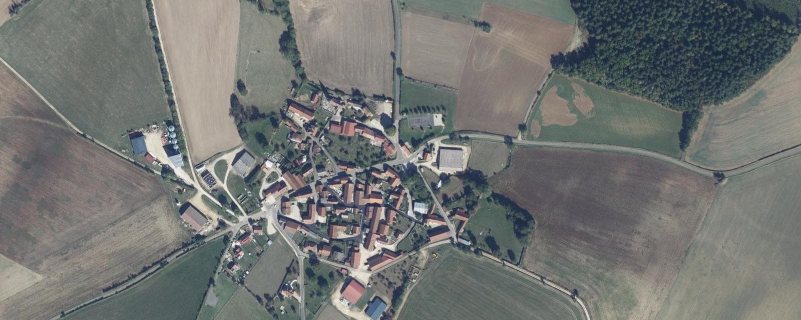 Vue aérienne de Étormay (Côte-d'Or)