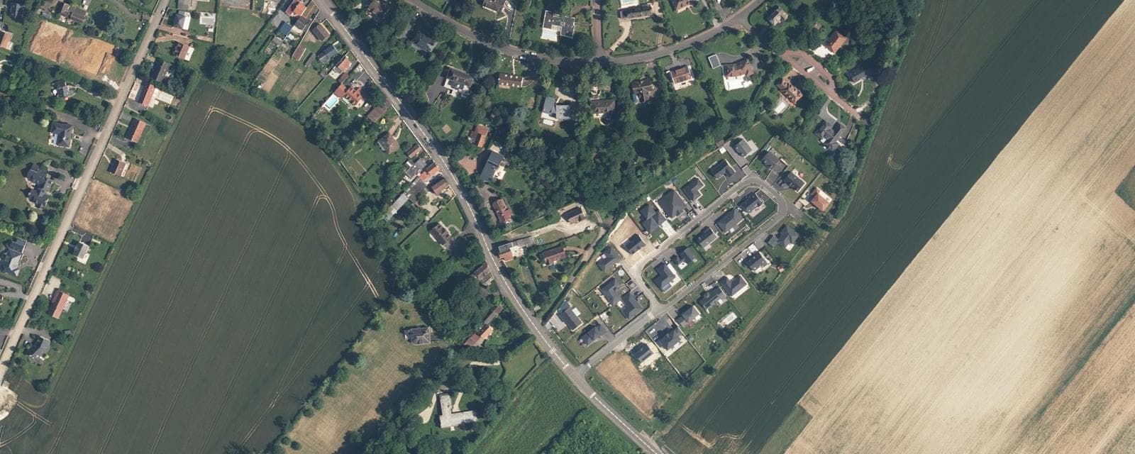 Vue aérienne de Fayet (Aisne)