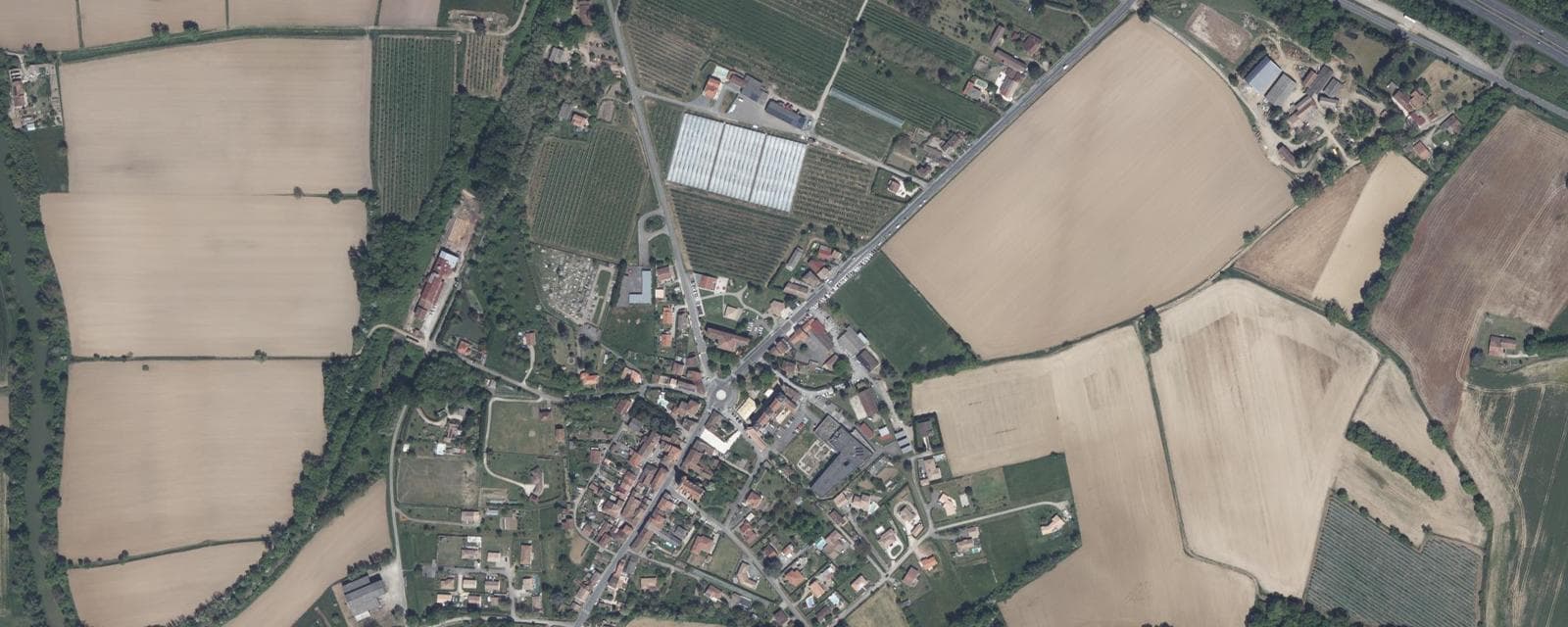 Vue aérienne de Feugarolles (Lot-et-Garonne)