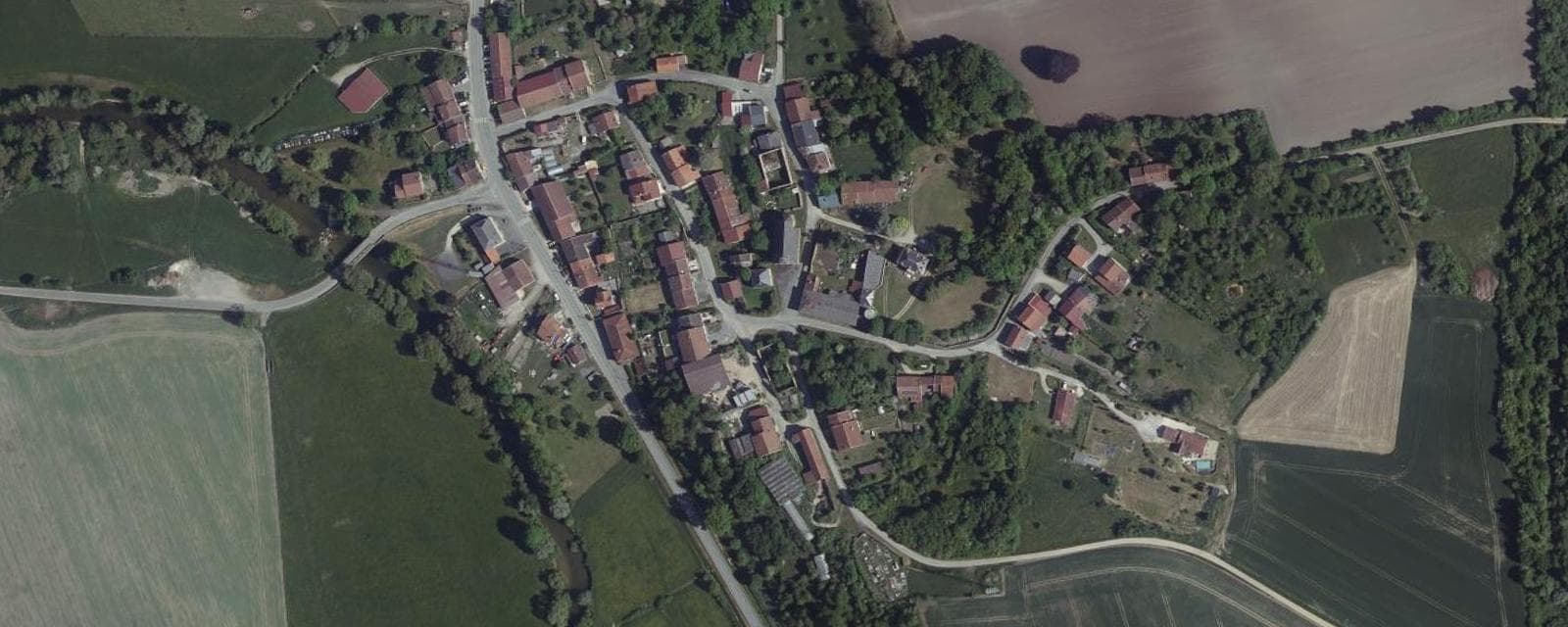 Vue aérienne de Fléville (Ardennes)