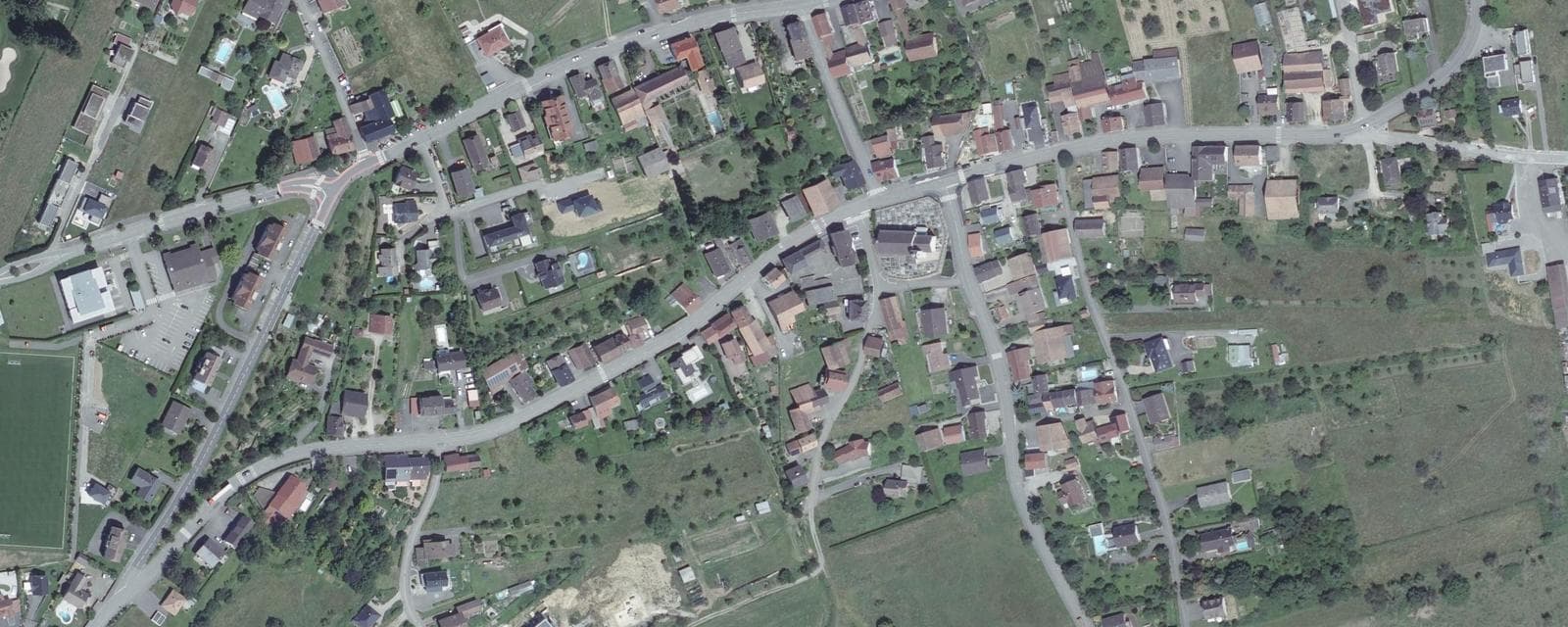 Vue aérienne de Folgensbourg (Haut-Rhin)