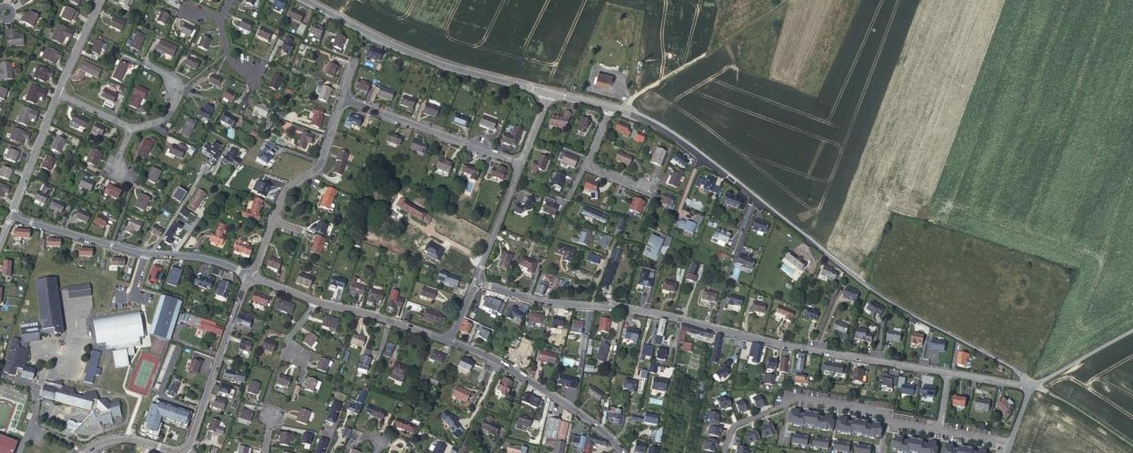 Vue aérienne de Franqueville-Saint-Pierre (Seine-Maritime)